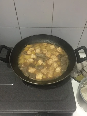 Langkah Gampang Membikin Resep Semur Daging Kentang Tahu yang Lezat Sekali Anti Ribet, Lezat Sekali