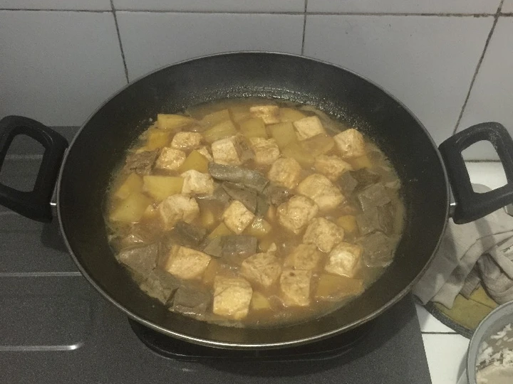 Langkah Gampang Membikin Resep Semur Daging Kentang Tahu yang Lezat Sekali Anti Ribet, Lezat Sekali