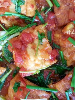 Hình của món Tàu hũ nhồi thịt sốt cà.