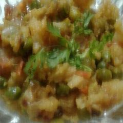 A picture of Shalgam matar ki sabji.
