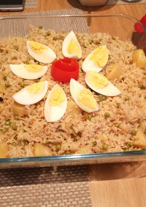 A picture of Matar aloo pulao.
