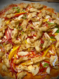 Una foto de Pizza 💯% Vegana con "Heura" 😳