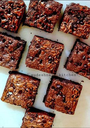 A picture of Eggless Brownie.