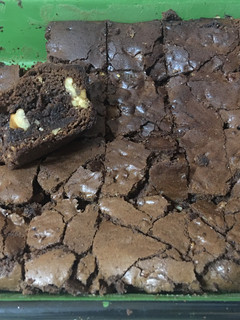 Una foto de Brownie de chocolate amargo y nuez