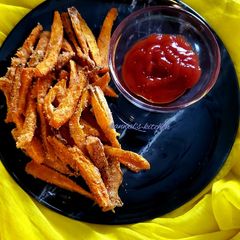A picture of Baked sweet potato french fries.