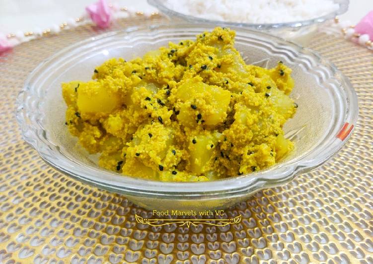 How to Make Quick Bengali Aloo Posto