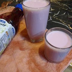 A picture of Mulberry milkshake.