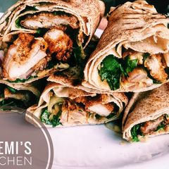 A picture of Meemi’s chicken wrap.