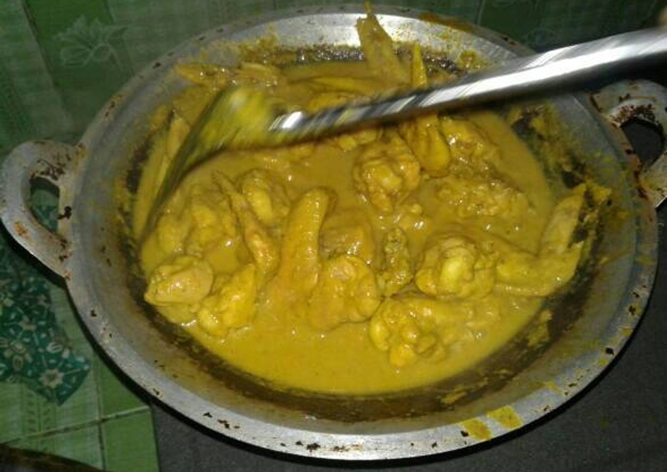 Ayam Bumbu Kuning Istimewa