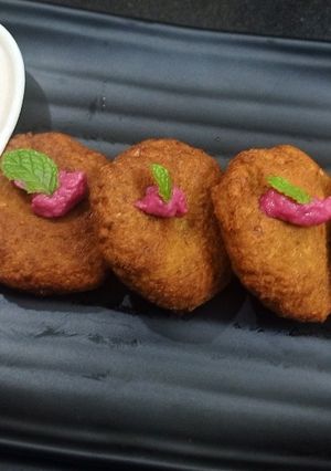 फलाफल(FALAFAL RECIPE IN HINDI) रेसिपी मुख्य फोटो