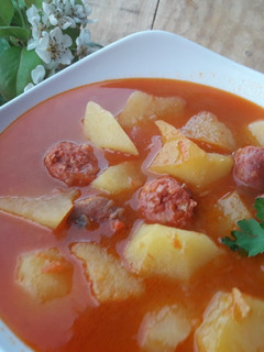 Una foto de Patatas a la riojana