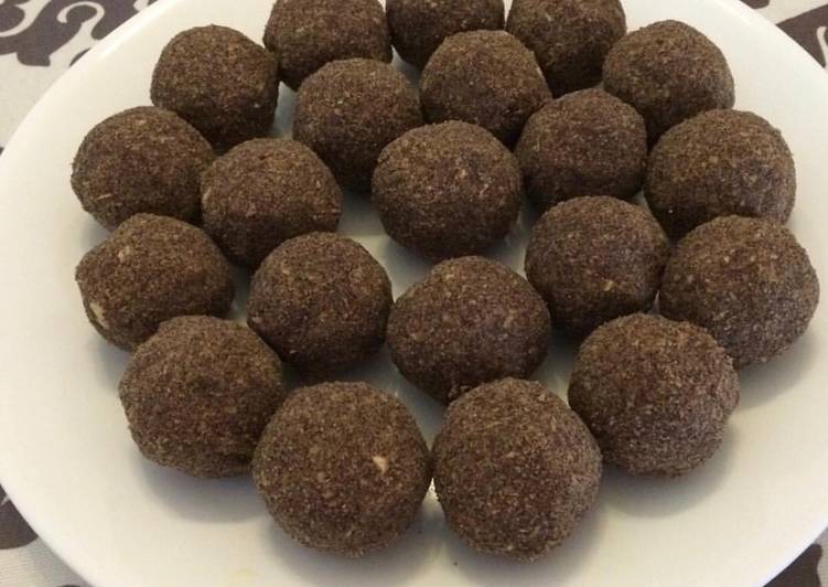 Ragi oats laddoos