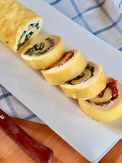 A picture of Omelet Roll.