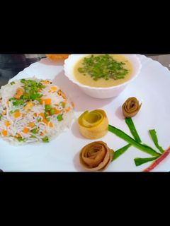 ગુજરાતી કઢી (Gujarati Kadhi Recipe In Gujarati) રેસીપી મુખ્ય ફોટો