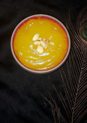 ரவா ஹால்வா (Rava halwa recipe in tamil) செய்முறை முக்கிய புகைப்படம்
