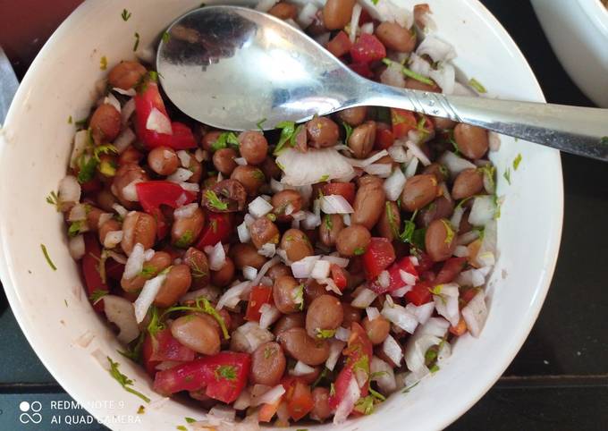 Tangy Peanut Chaat