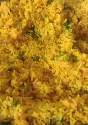 સાઉથ ઇન્ડિયન સ્ટાઈલ લેમન રાઈસ (South Indian Style Lemon Rice Recipe In Gujarati) રેસીપી મુખ્ય ફોટો