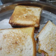 A picture of Chicken cheese Sandwich.