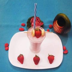 A picture of Strawberry And Banana Smoothie.