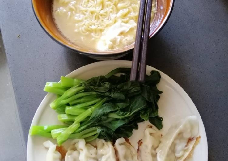 Steps to Prepare Quick Instant Noodle