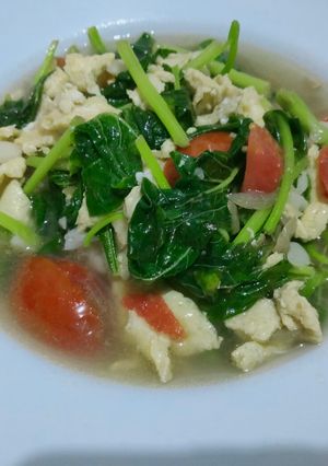 Foto resep Bayam kuah telur