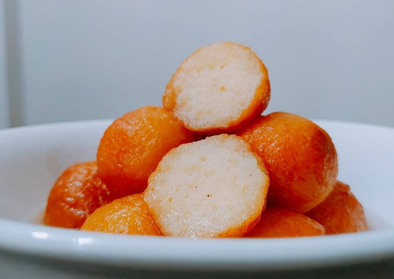 Juicy gulab jamun