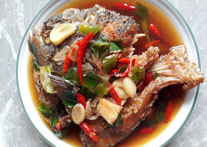 Resep Gulai Ikan Gurami Oleh Marta Sari Cookpad