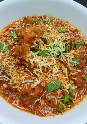 A picture of Chicken Pakeeza.