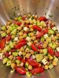 Easy Mediterranean Chickpea Salad 🥗