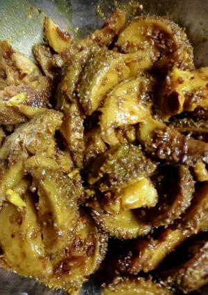 काकोडा की सूखी सब्जी (Kakoda ki sukhi sabzi recipe in Hindi) रेसिपी मुख्य फोटो