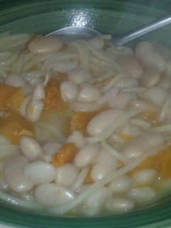 Una foto de Porotos con rienda
