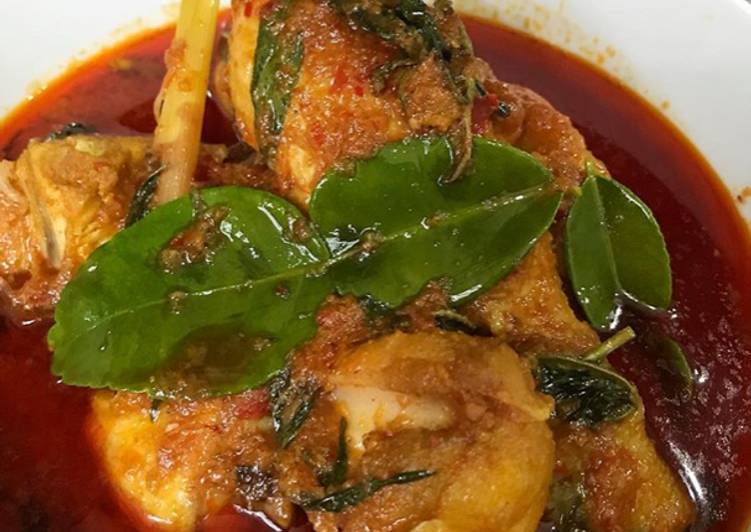 Ayam daun kesom