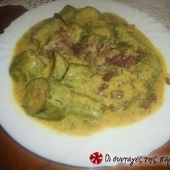 A picture of Lamb with baby courgettes, in an egg-lemon sauce.