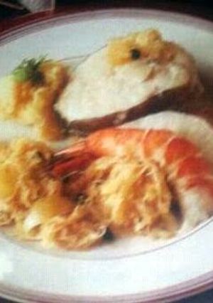 A picture of cod,langustines and sauerkraut (Zante).