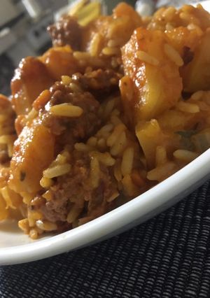 Una foto de Guiso de arroz y chorizos