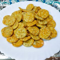 A picture of Khasta Puri.
