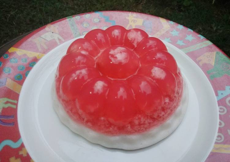 Pudding Lumut Busa Merah Putih