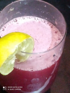 अनार का जूस (Anar ka juice recipe in hindi) रेसिपी मुख्य फोटो
