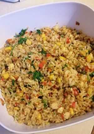 A picture of VEGETABLES $ EGG FRIED RICE😋.