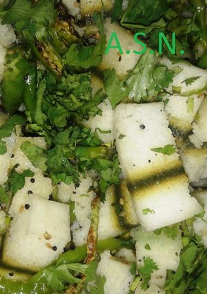 A picture of Sandwich Dhokla.