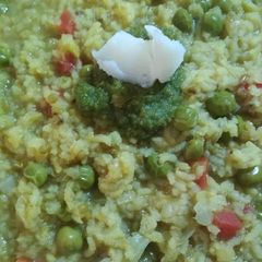 Masaledar vegetables khichdi A picture of Masaledar vegetables khichdi.