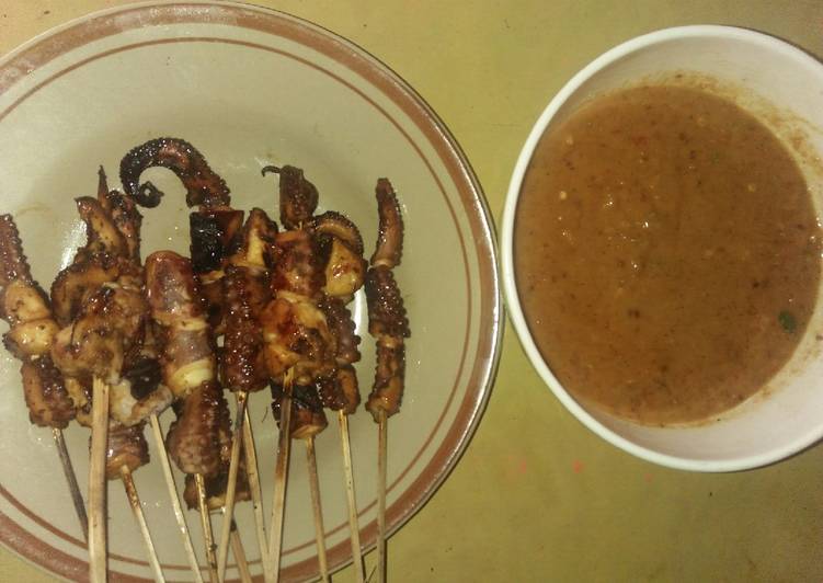 Sate Gurita Bumbu Kacang