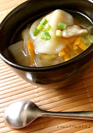 A picture of Hearty Dumpling Soup.