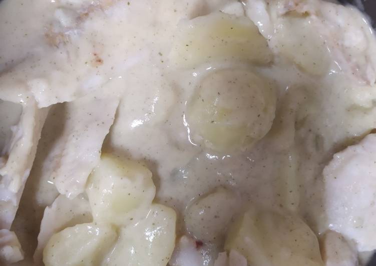 Merluza al vapor con patatas en salsa verde Thermomix