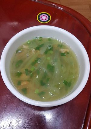 Hình của món Canh bầu nấu với tôm khô.