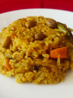फोडणीची खिचडी (phodnichi khichdi recipe in marathi) रेसिपी चे मुख्य फोटो