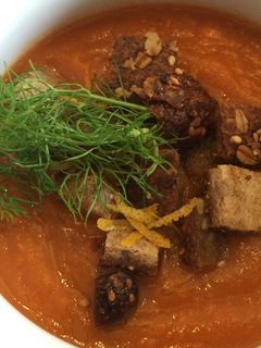 Una foto de Cocina para parejas: Crema de zanahoria e hinojo 