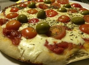 Una foto de Cocina para parejas: Pizza casera
