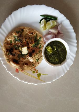कुलचा (kulcha recipe in Hindi) रेसिपी मुख्य फोटो