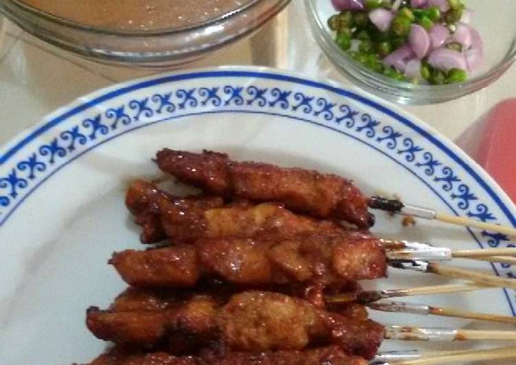 Sate Ayam bumbu pecel